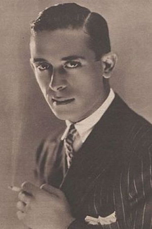 Marcial Lalanda as Luís Romero