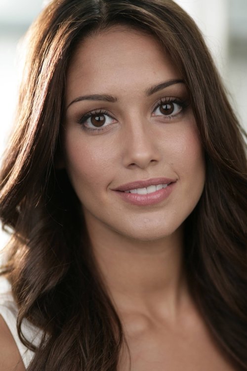 Amanda Figueroa as Marissa Lombardi Kelly