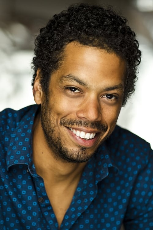 Manuel Rodriguez-Saenz as Cab Driver