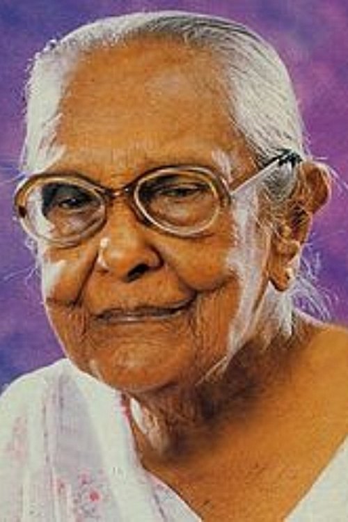 Denavaka Hamine as Village Woman