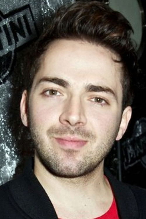 Sébastien Agius as Maximilien Robespierre