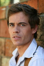 Guillaume Delorme as Homme couple