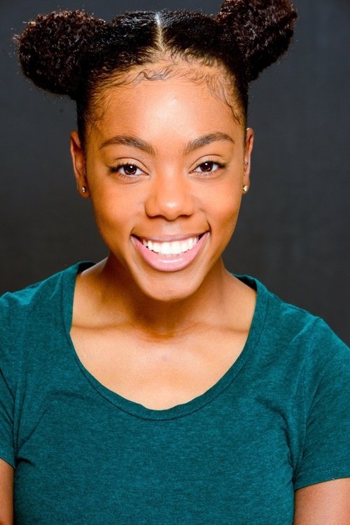 Emani White as Teenage Cashier