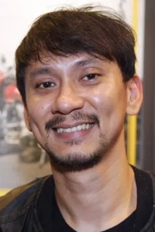 Vincent Rompies as Pidi