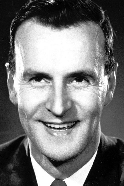 Jean Deschamps as De Guiche