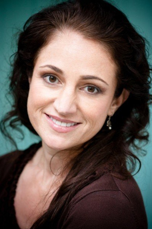 Alyona Stebunova as Sonya Krasko