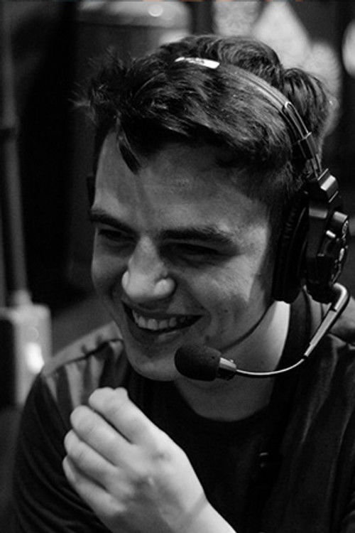 Vinícius Franco as Miguel