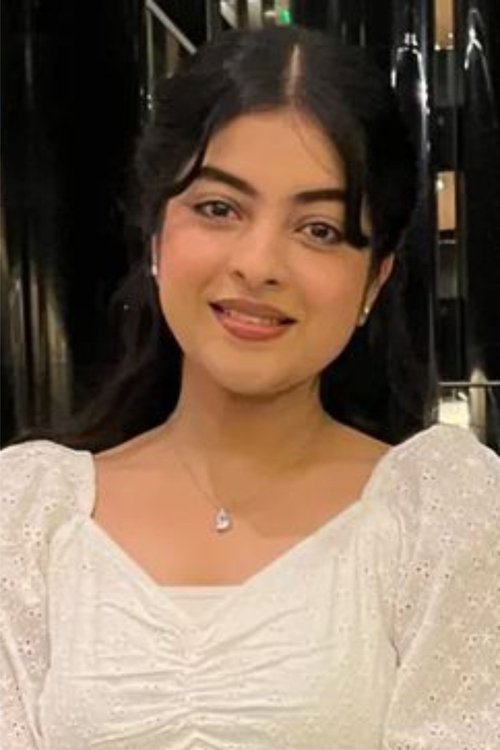 Yuvasri Lakshmi as Gayatri