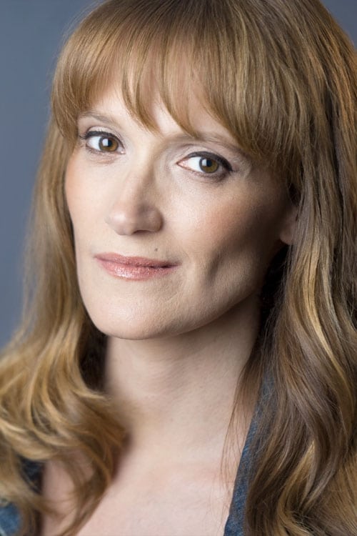 Laura Frenzer as Wendy Mallet