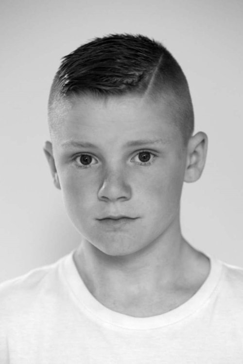 Corey McKinley as L'ouvrier irlandais