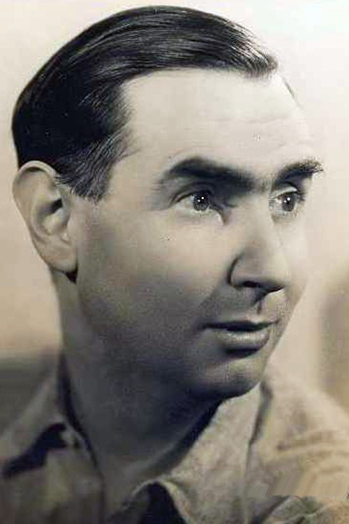 Maxime Fabert as Senior official