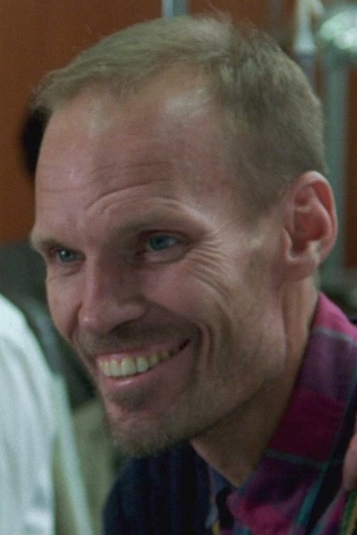 Daniel Chapman as Joe