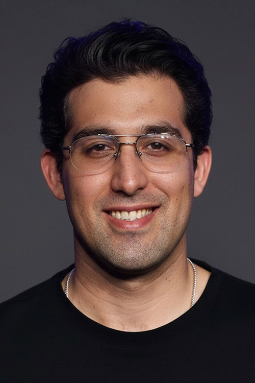 Doğu Demirkol as Tarık Şakrak