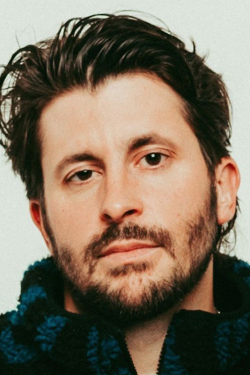 Erik Petersen as Guitar