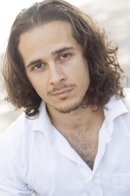 Vincenzo Hinckley as Derrick