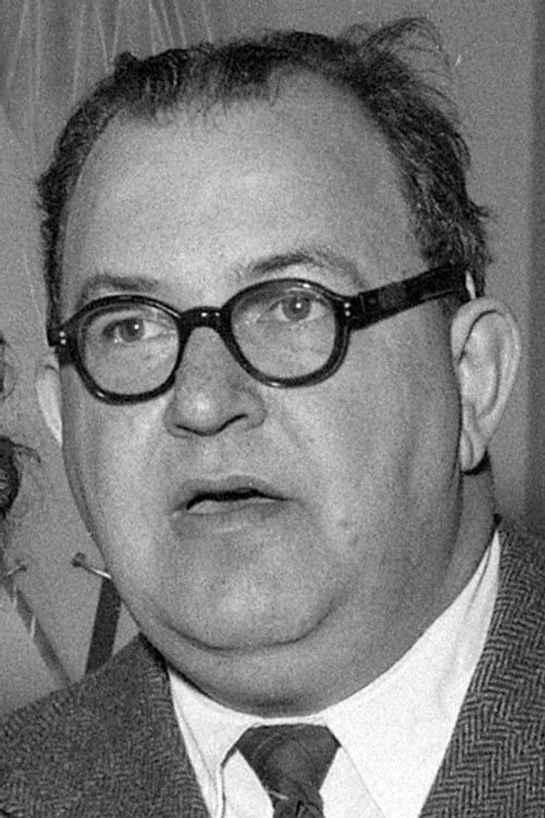 Knut Borglin as Calle Kula