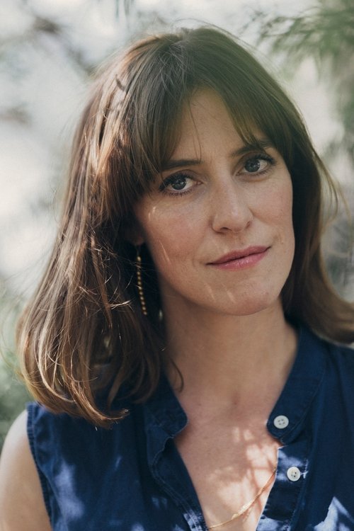 Leslie Feist as Self - Performer