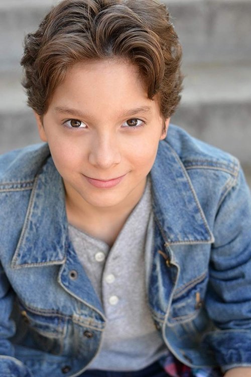 Cassius DeVan as Xander