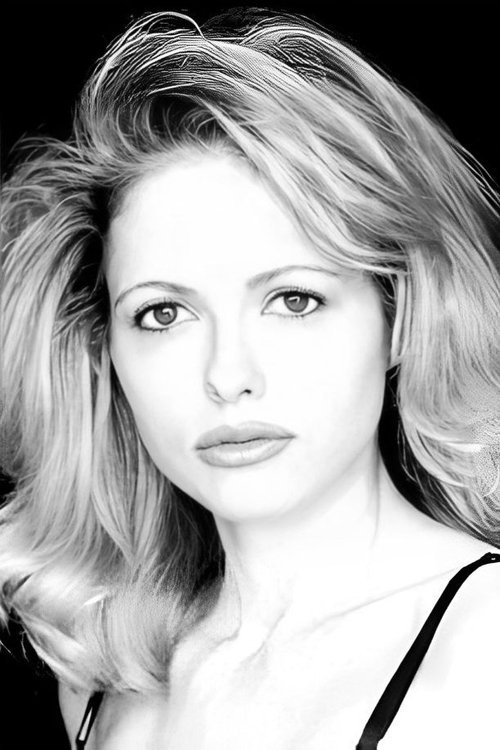 Stephanee LaFleur as Maxine