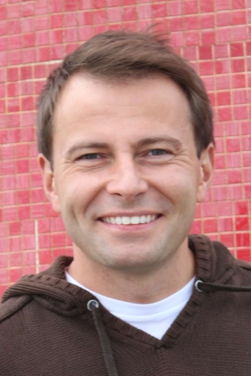 Tomasz Bednarek as Lector (voice)