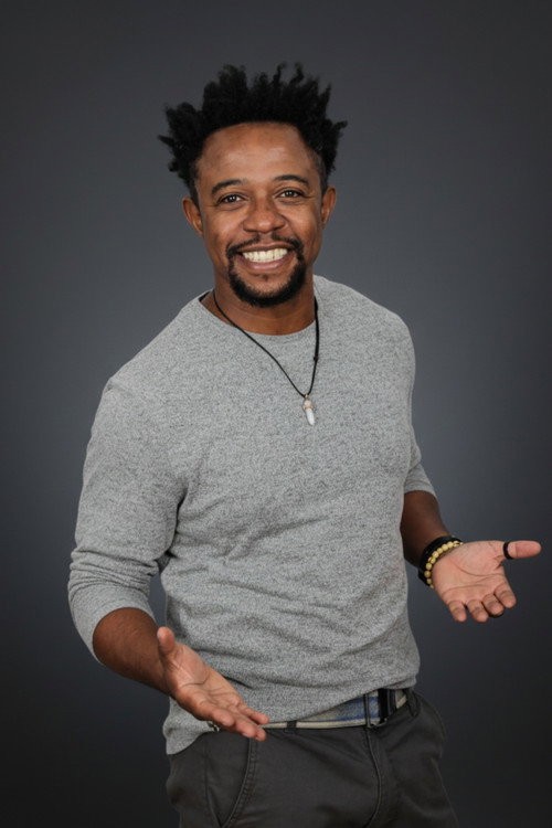 Pedro Pauleey as Adoniran