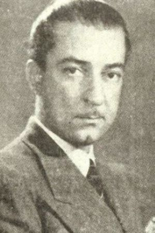Ahmed Galal as حسين باشا طاهر