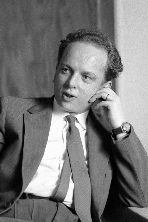 Veijo Meri as Writer