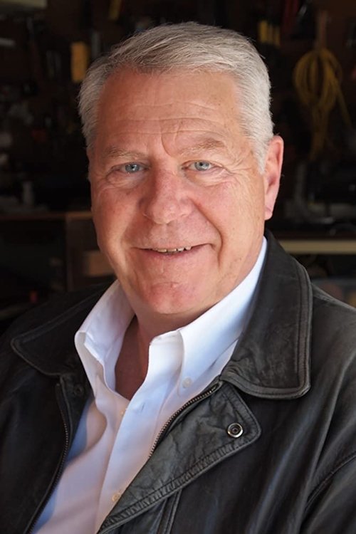 Roger Barnes as Cop #2