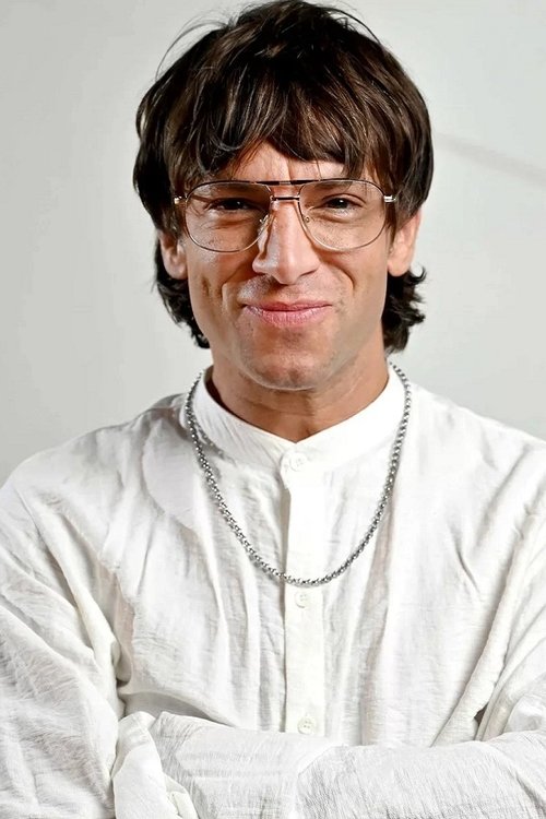 Joaquin Levinton as Himself