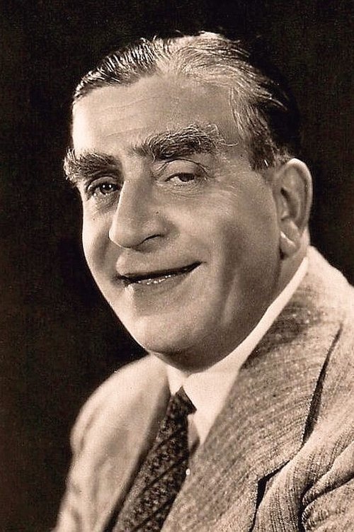 Armando Falconi as Nobile decaduto