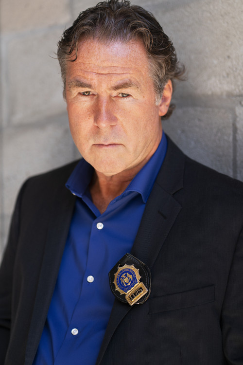 William H. Burns as Detective Burns
