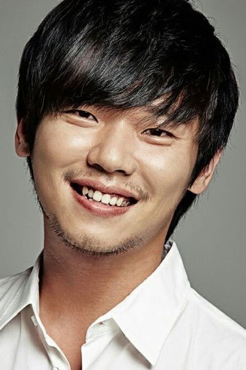 Yang Hee-myoung as Physician 1