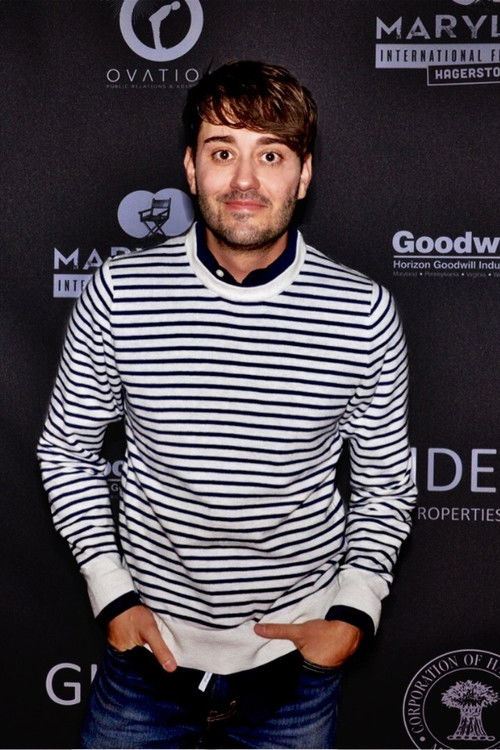 Dante Russo as Oscar