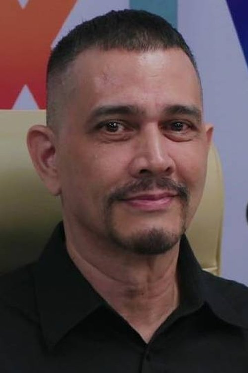 Emil Sandoval as Ryan