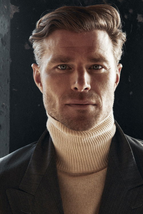 David Frampton as John Kelly