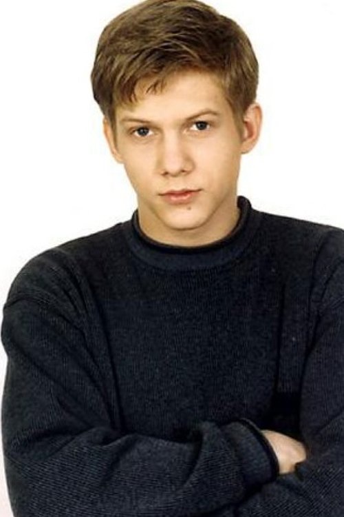 Boris Korchevnikov as Pashka