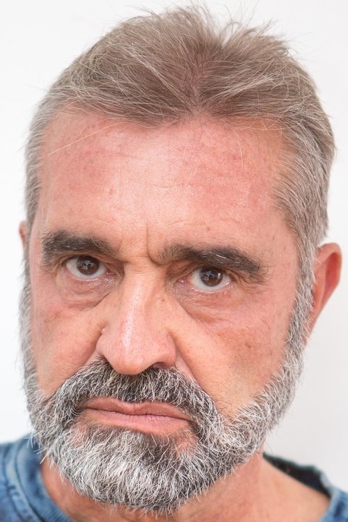 David Arcanjo as Contribuinte