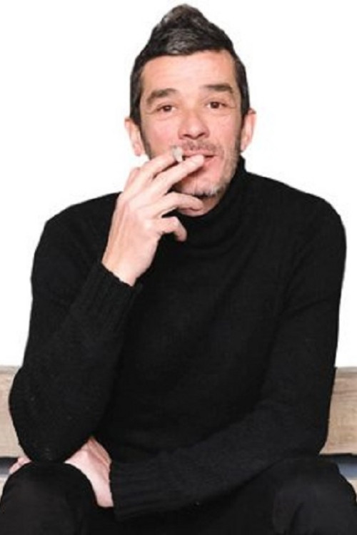 Antonis Dourakis as Orfeas