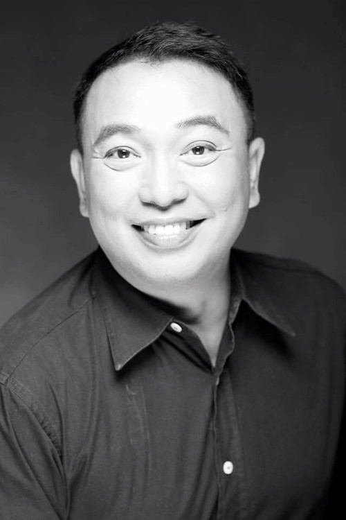 Melvin Lee as Joonie