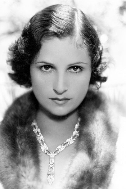 Nora Gregor as Mrs. Rosine Brown