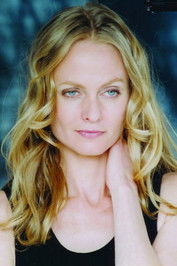 Shannah Laumeister Stern as Amber