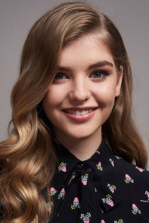 Lyliana Wray as Savannah