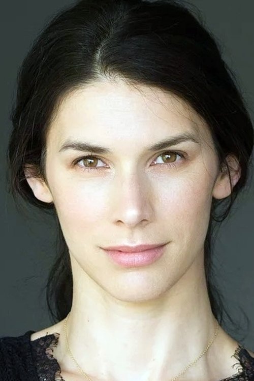 Tania Bolduc as Dakota