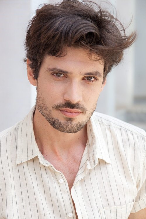 Edson Beraldi as Rodrigo
