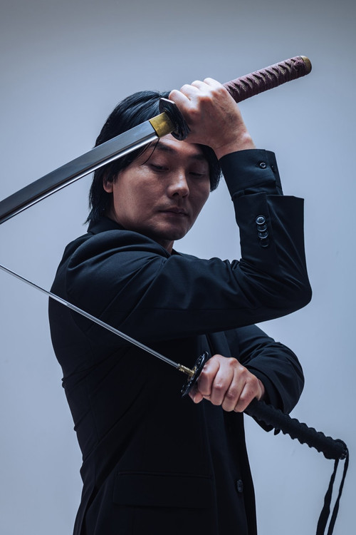 Seo Chong-ju as Tommy's Subordinate