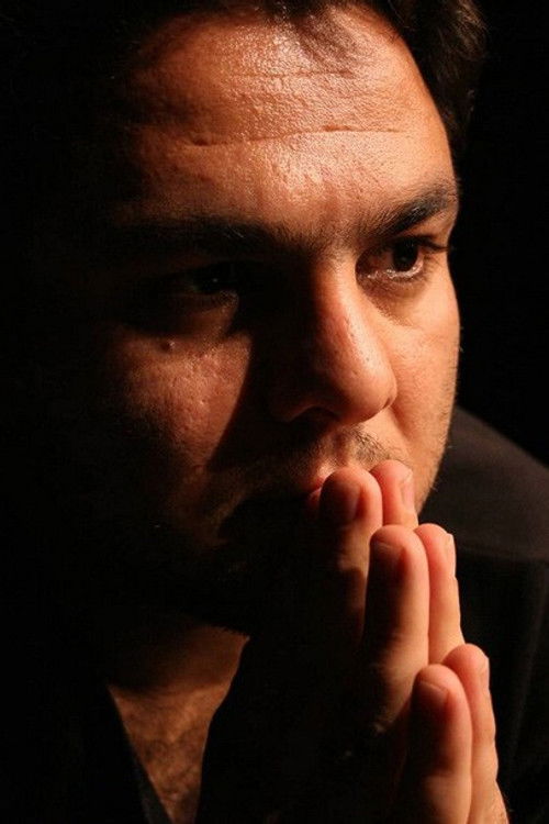 Rasoul Naghavi as Samsam