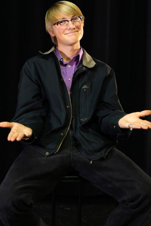 Oliver K. Johnson as Presenter