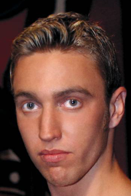 Justin Gemini as Mule