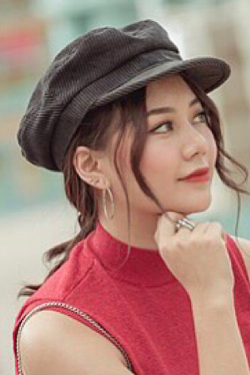 Nang Tracy as Nang Tracy