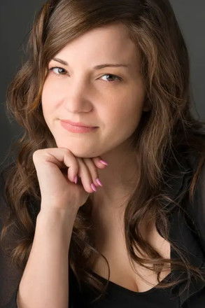 Valérie Carrier as Anjulie